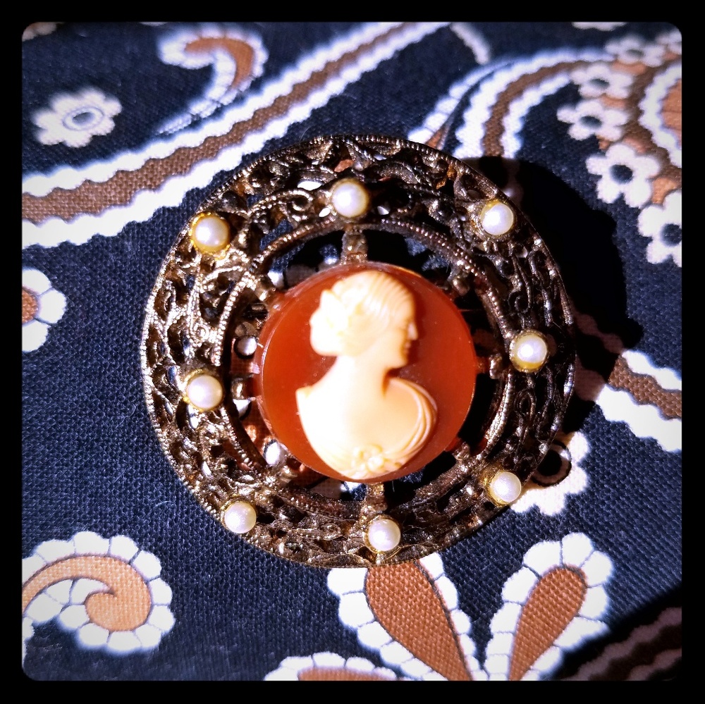 Cameo Pin EASTER OR MOTHERS DAY GIFT
